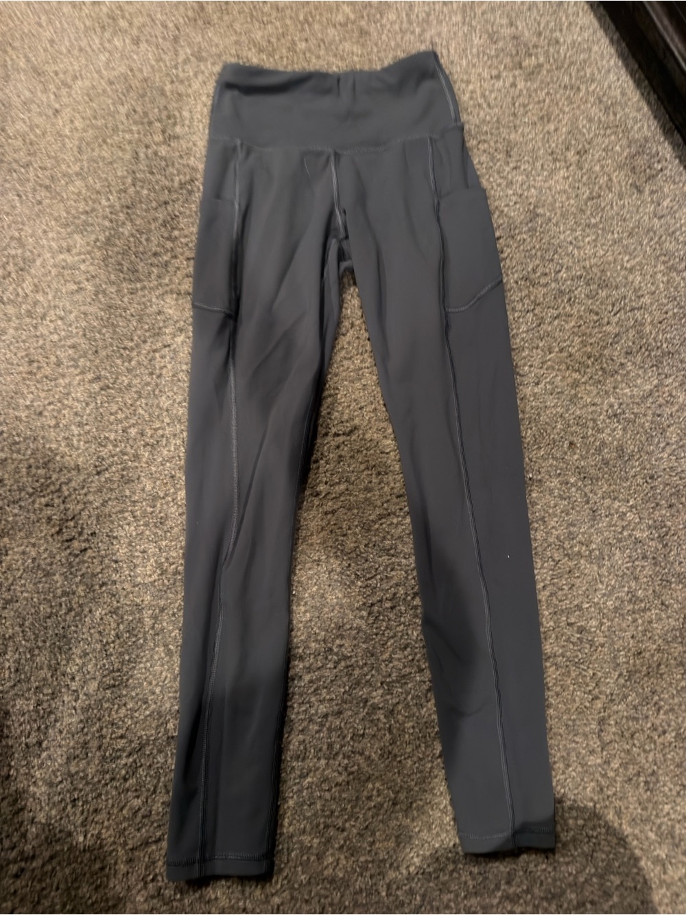 High-Waist Women's Leggings with Side Pockets — Black